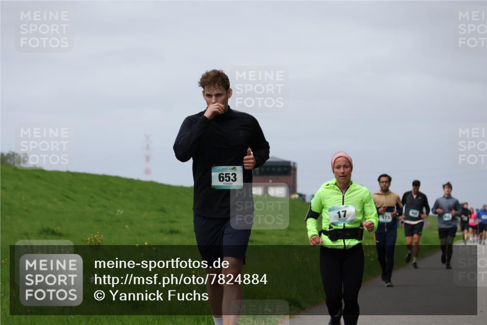 04.05.2025 - 8. Wedeler Halbmarathon Yannick Fuchs http://msf.ph/oto/7824884 04.05.2025 11:54:05 Laufen 10, 653, 17 meine-sportfotos.de