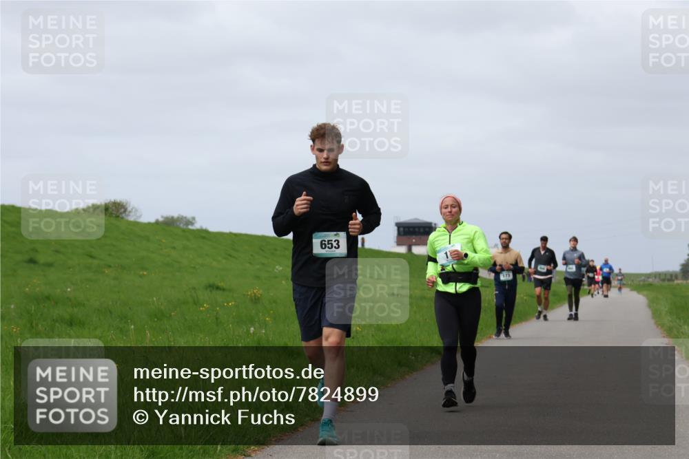 04.05.2025 - 8. Wedeler Halbmarathon Yannick Fuchs http://msf.ph/oto/7824899 04.05.2025 11:54:06 Laufen 653, 173 meine-sportfotos.de