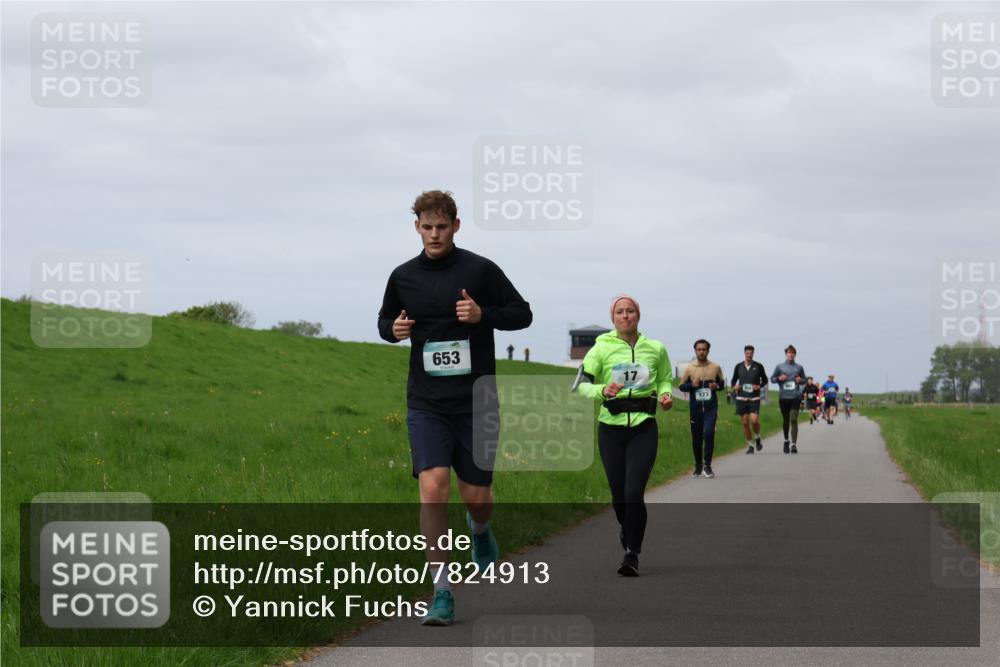 04.05.2025 - 8. Wedeler Halbmarathon Yannick Fuchs http://msf.ph/oto/7824913 04.05.2025 11:54:07 Laufen 653 meine-sportfotos.de