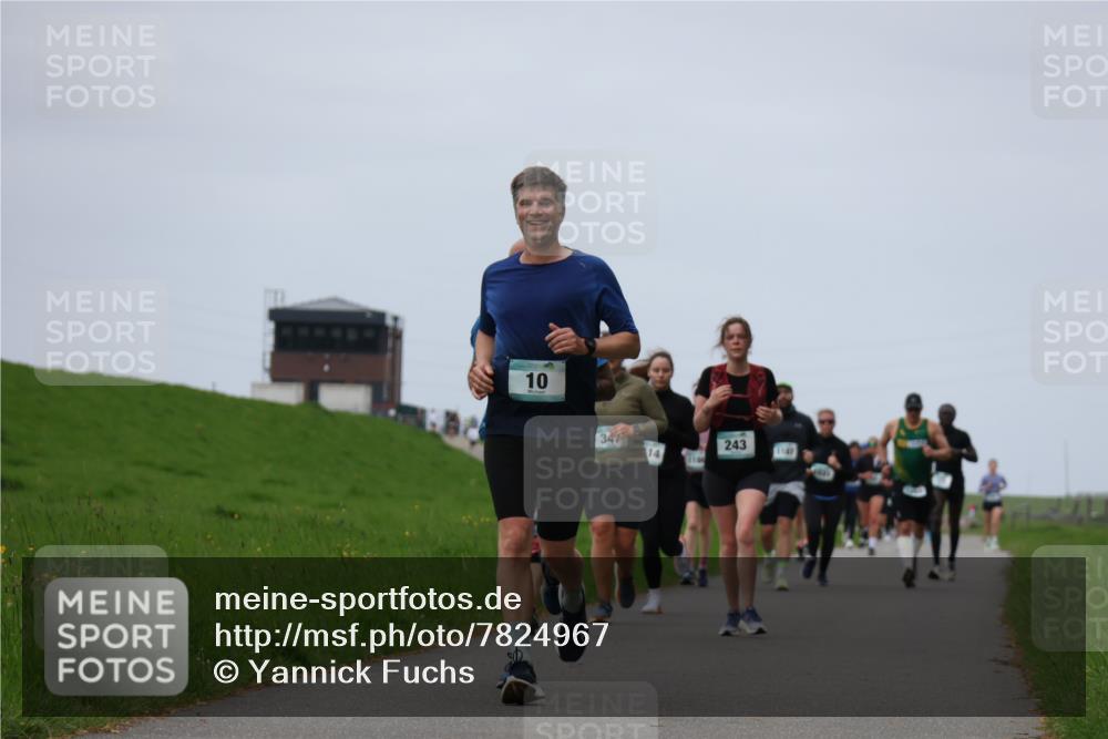 04.05.2025 - 8. Wedeler Halbmarathon Yannick Fuchs http://msf.ph/oto/7824967 04.05.2025 11:32:00 Laufen 10, 34, 14, 243 meine-sportfotos.de