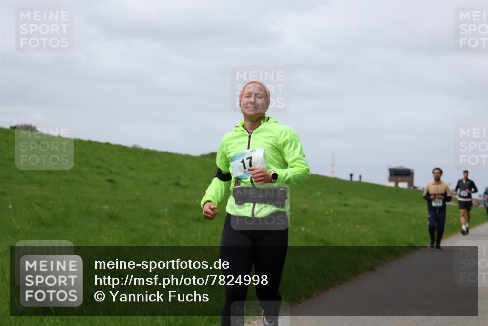 04.05.2025 - 8. Wedeler Halbmarathon Yannick Fuchs http://msf.ph/oto/7824998 04.05.2025 11:54:10 Laufen 17 meine-sportfotos.de