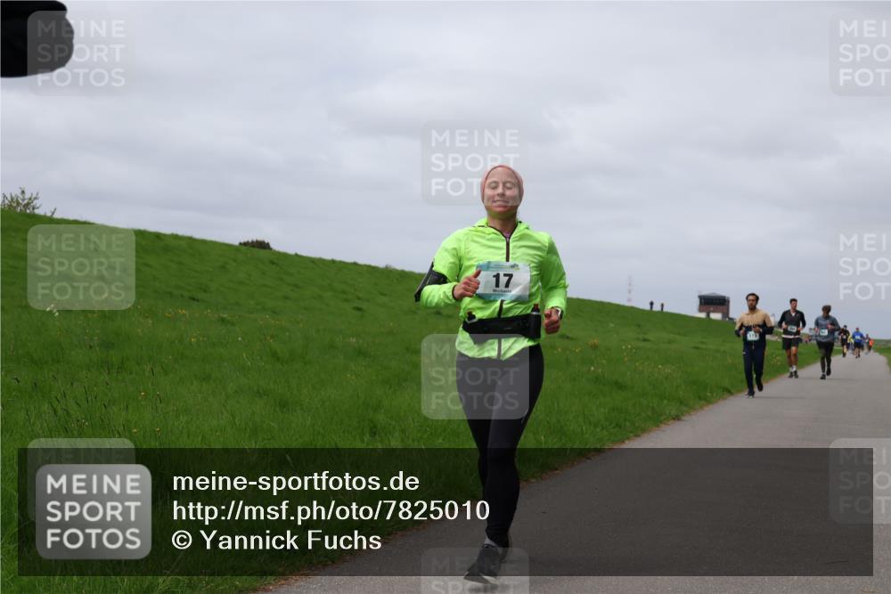 04.05.2025 - 8. Wedeler Halbmarathon Yannick Fuchs http://msf.ph/oto/7825010 04.05.2025 11:54:10 Laufen 17 meine-sportfotos.de