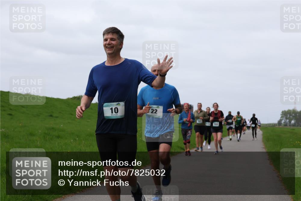 04.05.2025 - 8. Wedeler Halbmarathon Yannick Fuchs http://msf.ph/oto/7825032 04.05.2025 11:32:05 Laufen 10, 22, 347, 243 meine-sportfotos.de