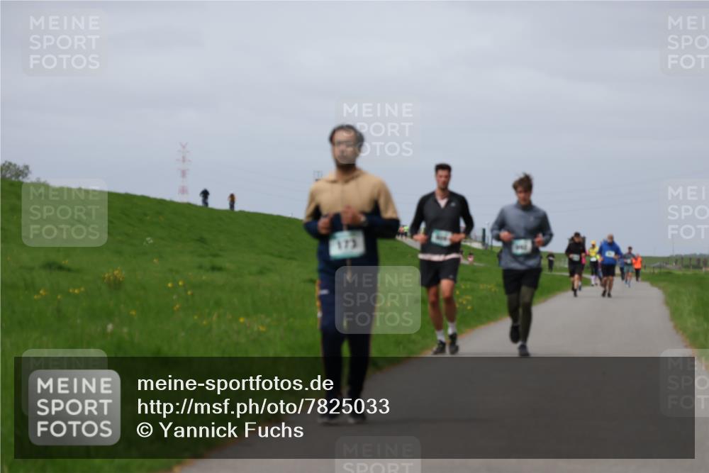 04.05.2025 - 8. Wedeler Halbmarathon Yannick Fuchs http://msf.ph/oto/7825033 04.05.2025 11:54:13 Laufen 173 meine-sportfotos.de