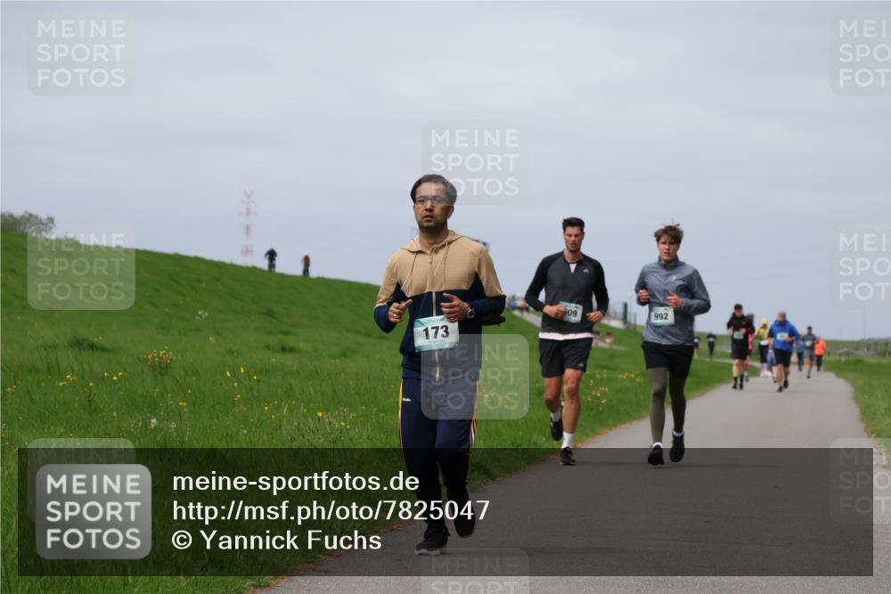 04.05.2025 - 8. Wedeler Halbmarathon Yannick Fuchs http://msf.ph/oto/7825047 04.05.2025 11:54:14 Laufen 173, 09, 992 meine-sportfotos.de
