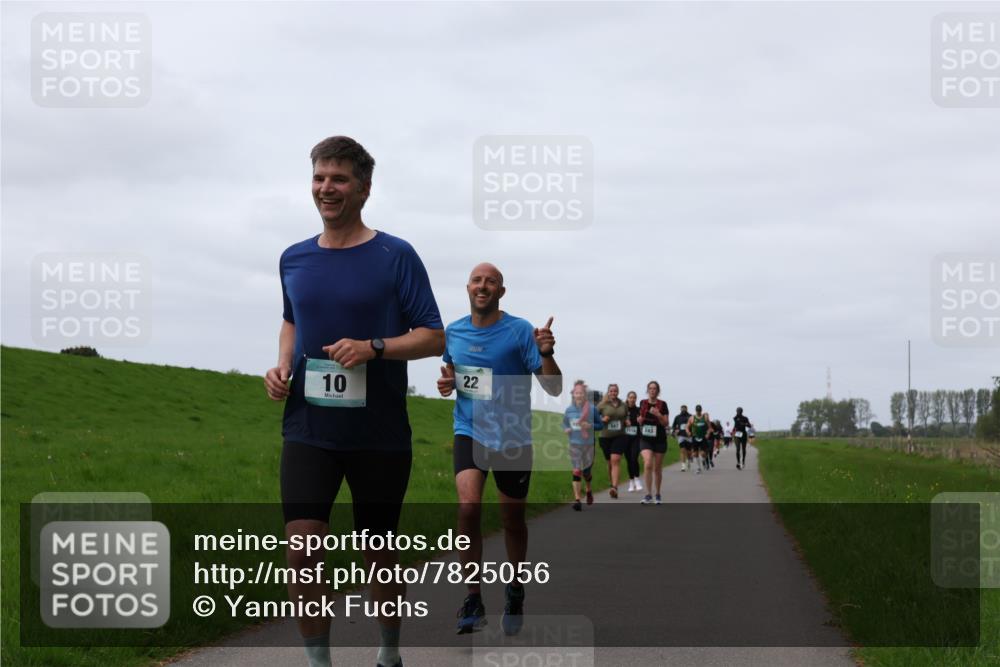 04.05.2025 - 8. Wedeler Halbmarathon Yannick Fuchs http://msf.ph/oto/7825056 04.05.2025 11:32:06 Laufen 10, 22 meine-sportfotos.de