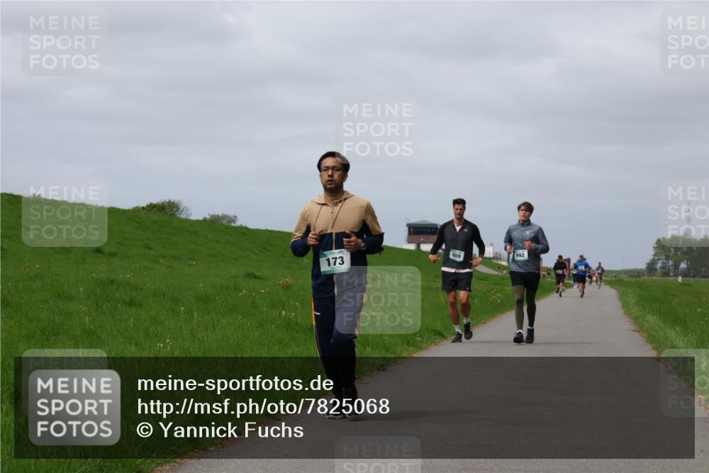 04.05.2025 - 8. Wedeler Halbmarathon Yannick Fuchs http://msf.ph/oto/7825068 04.05.2025 11:54:16 Laufen 173, 809, 992 meine-sportfotos.de