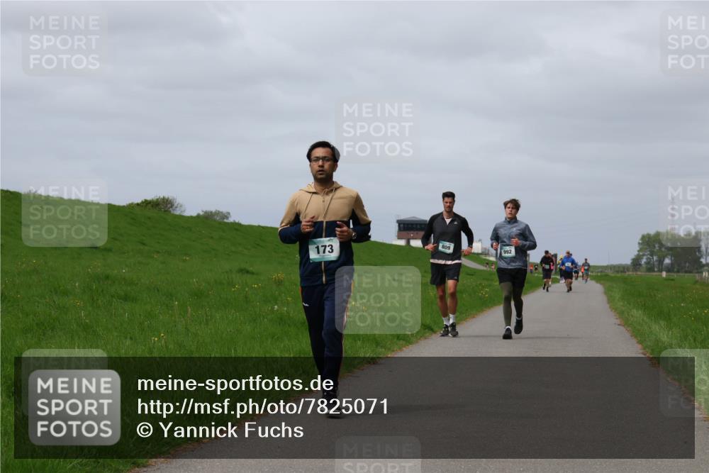 04.05.2025 - 8. Wedeler Halbmarathon Yannick Fuchs http://msf.ph/oto/7825071 04.05.2025 11:54:16 Laufen 173, 809, 992 meine-sportfotos.de