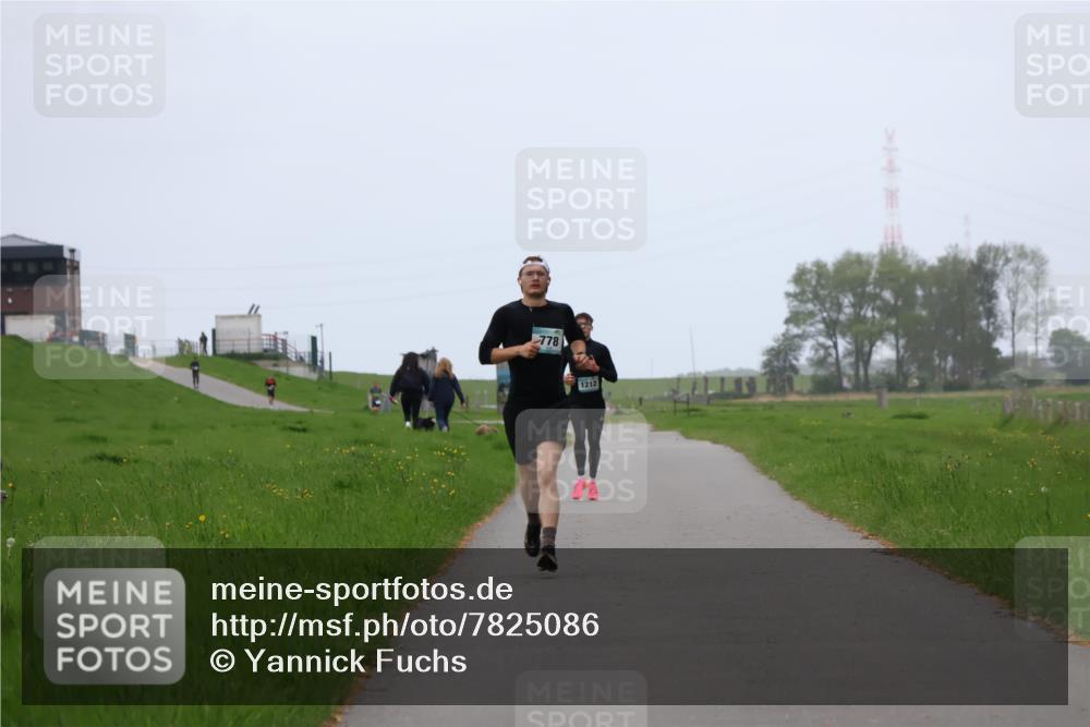 04.05.2025 - 8. Wedeler Halbmarathon Yannick Fuchs http://msf.ph/oto/7825086 04.05.2025 11:12:32 Laufen 778, 1212 meine-sportfotos.de