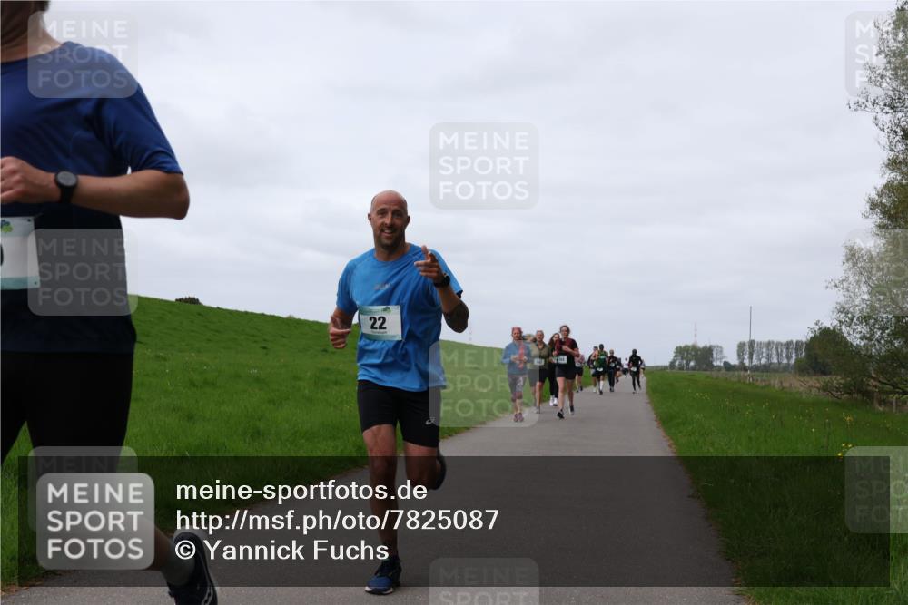 04.05.2025 - 8. Wedeler Halbmarathon Yannick Fuchs http://msf.ph/oto/7825087 04.05.2025 11:32:06 Laufen  meine-sportfotos.de