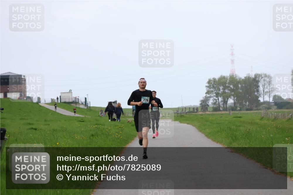 04.05.2025 - 8. Wedeler Halbmarathon Yannick Fuchs http://msf.ph/oto/7825089 04.05.2025 11:12:32 Laufen 778, 1212 meine-sportfotos.de