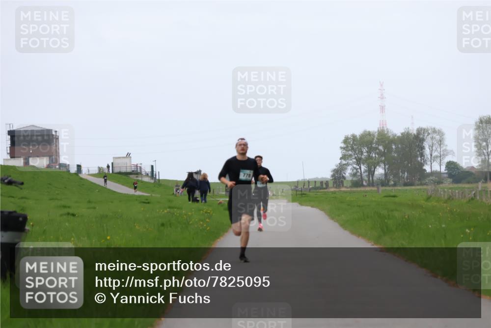 04.05.2025 - 8. Wedeler Halbmarathon Yannick Fuchs http://msf.ph/oto/7825095 04.05.2025 11:12:32 Laufen  meine-sportfotos.de
