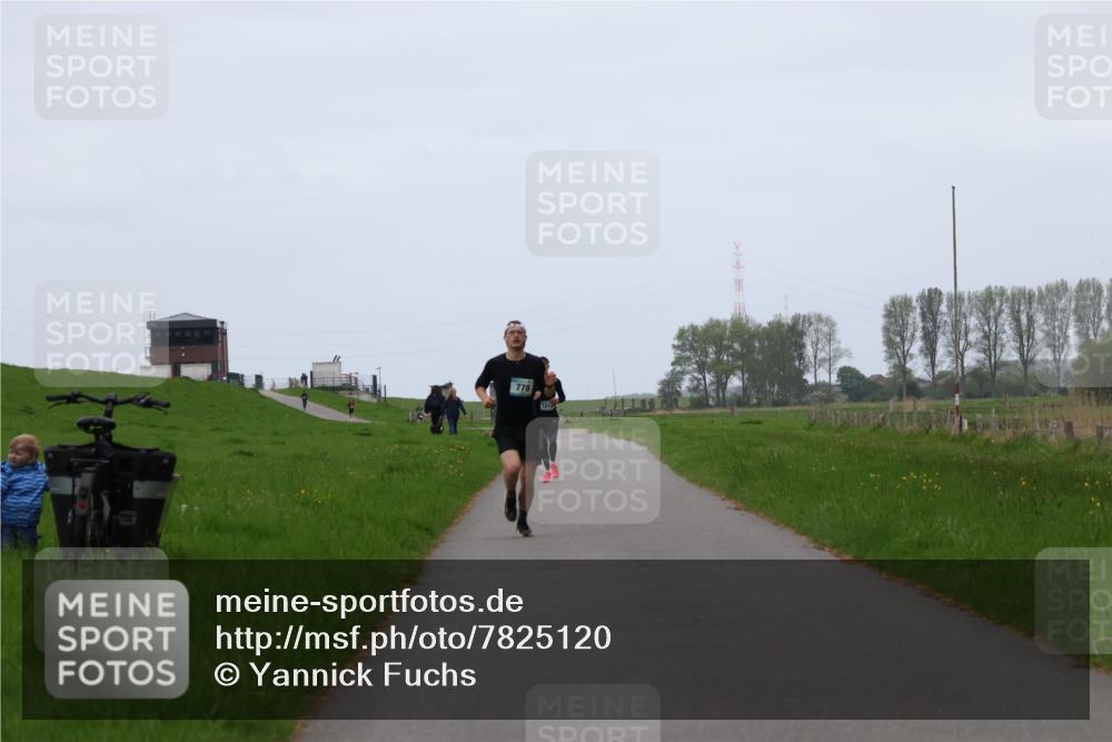 04.05.2025 - 8. Wedeler Halbmarathon Yannick Fuchs http://msf.ph/oto/7825120 04.05.2025 11:12:33 Laufen  meine-sportfotos.de