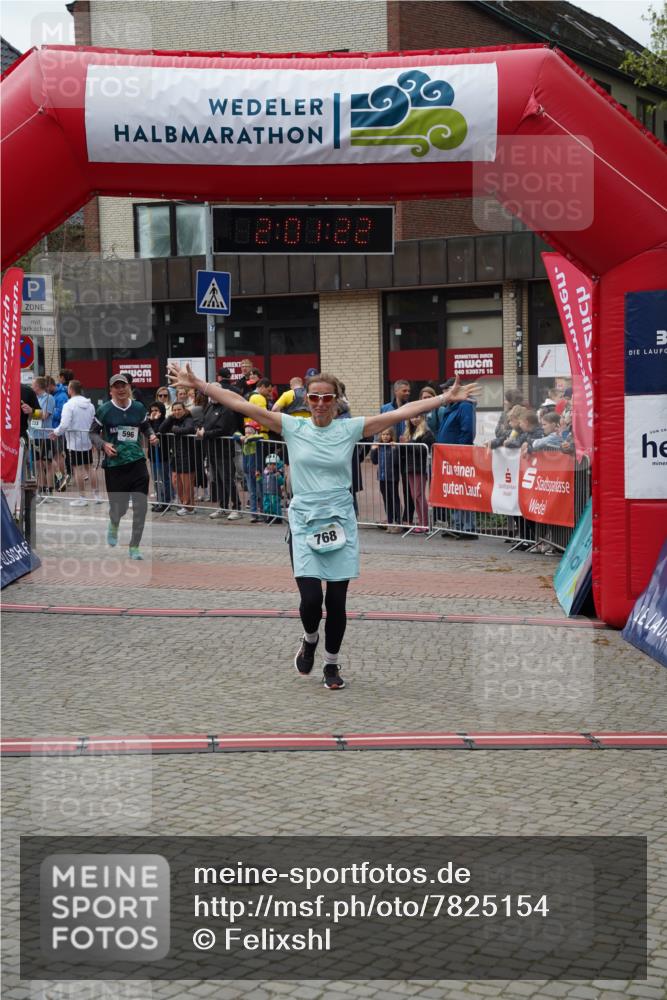 04.05.2025 - 8. Wedeler Halbmarathon Felixshl http://msf.ph/oto/7825154 04.05.2025 12:01:20 Ziel 596, 768, 1148 meine-sportfotos.de