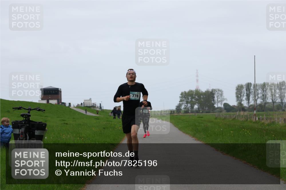 04.05.2025 - 8. Wedeler Halbmarathon Yannick Fuchs http://msf.ph/oto/7825196 04.05.2025 11:12:37 Laufen 778, 1212 meine-sportfotos.de