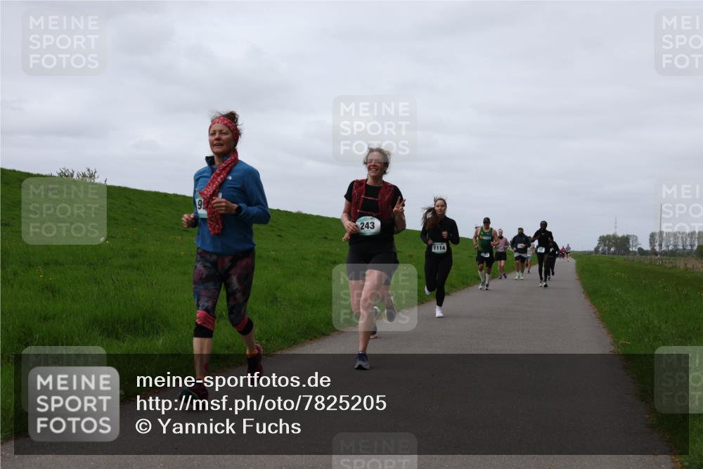 04.05.2025 - 8. Wedeler Halbmarathon Yannick Fuchs http://msf.ph/oto/7825205 04.05.2025 11:32:12 Laufen 243, 1114 meine-sportfotos.de