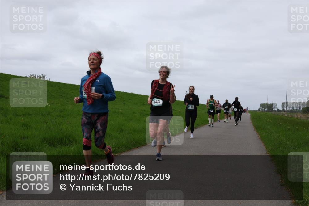 04.05.2025 - 8. Wedeler Halbmarathon Yannick Fuchs http://msf.ph/oto/7825209 04.05.2025 11:32:12 Laufen 243, 1114 meine-sportfotos.de