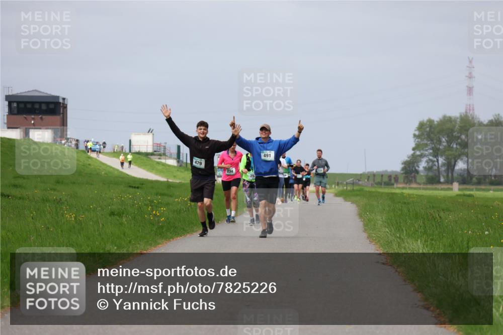 04.05.2025 - 8. Wedeler Halbmarathon Yannick Fuchs http://msf.ph/oto/7825226 04.05.2025 11:54:27 Laufen 491, 14 meine-sportfotos.de