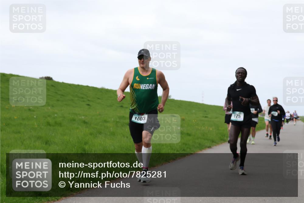 04.05.2025 - 8. Wedeler Halbmarathon Yannick Fuchs http://msf.ph/oto/7825281 04.05.2025 11:32:16 Laufen 1003, 175 meine-sportfotos.de
