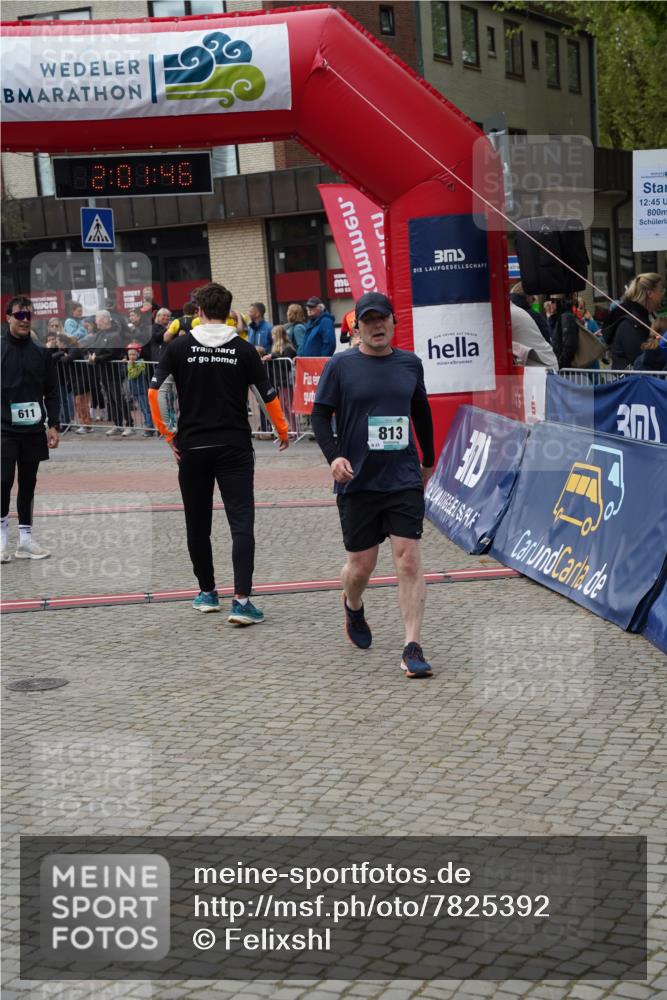 04.05.2025 - 8. Wedeler Halbmarathon Felixshl http://msf.ph/oto/7825392 04.05.2025 12:01:44 Ziel 428, 813 meine-sportfotos.de
