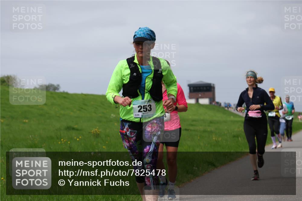 04.05.2025 - 8. Wedeler Halbmarathon Yannick Fuchs http://msf.ph/oto/7825478 04.05.2025 11:54:46 Laufen 60, 253 meine-sportfotos.de