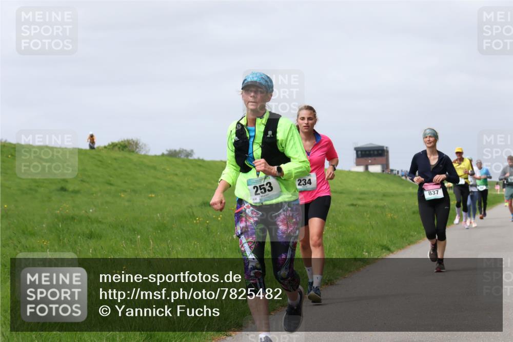 04.05.2025 - 8. Wedeler Halbmarathon Yannick Fuchs http://msf.ph/oto/7825482 04.05.2025 11:54:46 Laufen 60, 253, 234, 837 meine-sportfotos.de