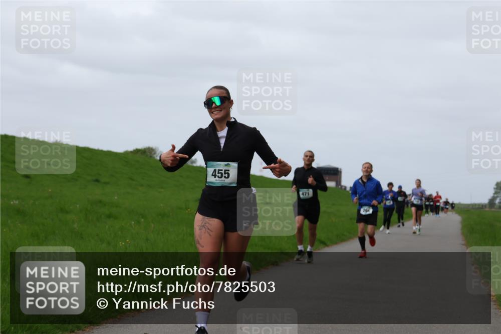 04.05.2025 - 8. Wedeler Halbmarathon Yannick Fuchs http://msf.ph/oto/7825503 04.05.2025 11:32:26 Laufen 455, 471 meine-sportfotos.de