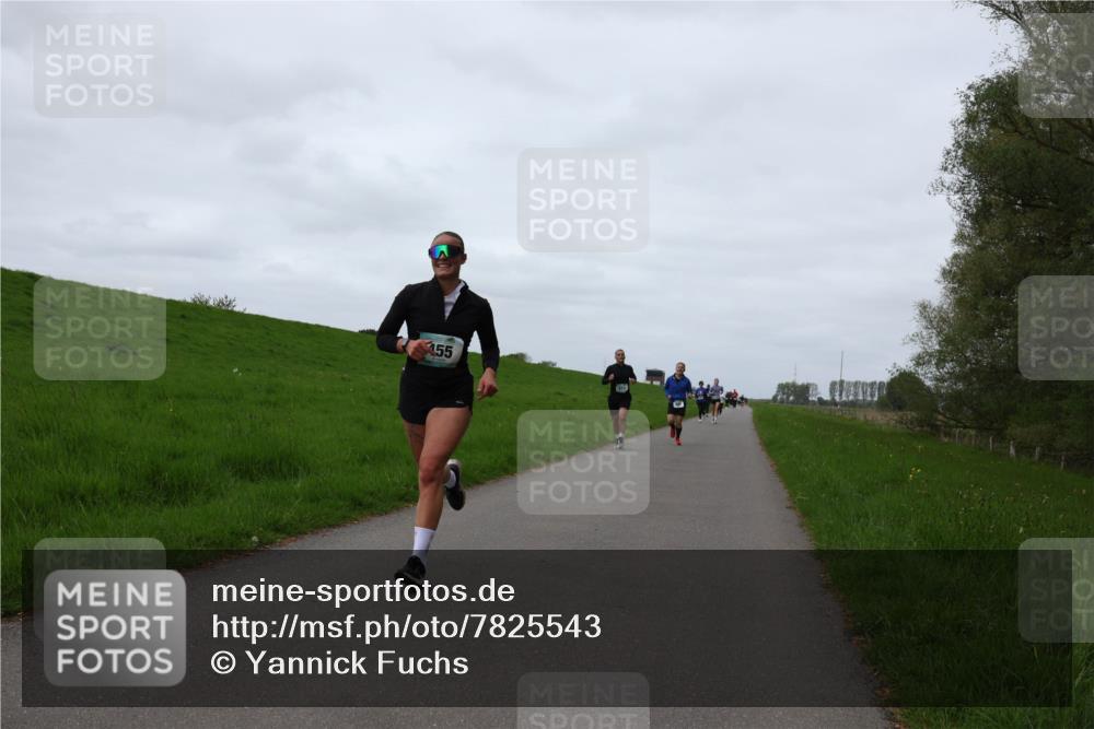 04.05.2025 - 8. Wedeler Halbmarathon Yannick Fuchs http://msf.ph/oto/7825543 04.05.2025 11:32:27 Laufen 55 meine-sportfotos.de