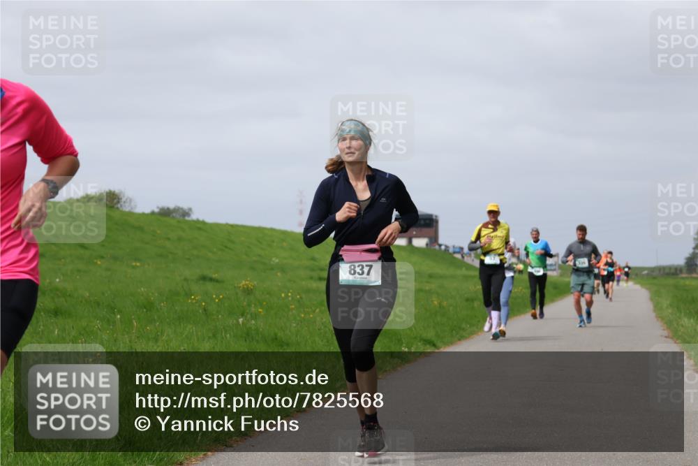 04.05.2025 - 8. Wedeler Halbmarathon Yannick Fuchs http://msf.ph/oto/7825568 04.05.2025 11:54:50 Laufen 837 meine-sportfotos.de
