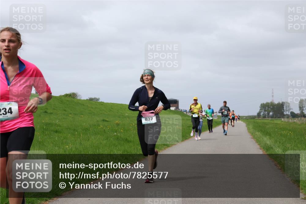04.05.2025 - 8. Wedeler Halbmarathon Yannick Fuchs http://msf.ph/oto/7825577 04.05.2025 11:54:50 Laufen 234, 837 meine-sportfotos.de