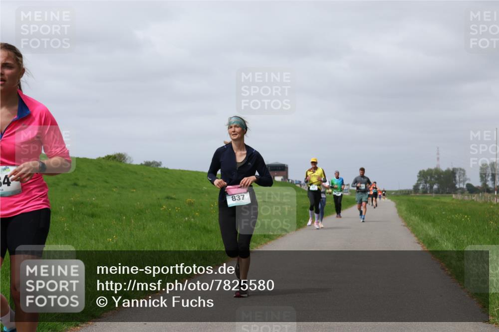 04.05.2025 - 8. Wedeler Halbmarathon Yannick Fuchs http://msf.ph/oto/7825580 04.05.2025 11:54:50 Laufen 64, 837 meine-sportfotos.de