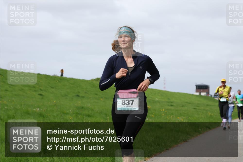 04.05.2025 - 8. Wedeler Halbmarathon Yannick Fuchs http://msf.ph/oto/7825601 04.05.2025 11:54:51 Laufen 837 meine-sportfotos.de