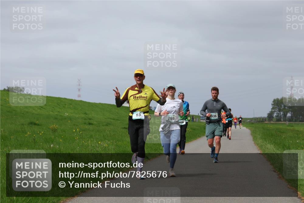 04.05.2025 - 8. Wedeler Halbmarathon Yannick Fuchs http://msf.ph/oto/7825676 04.05.2025 11:54:54 Laufen 93, 269, 896, 335 meine-sportfotos.de
