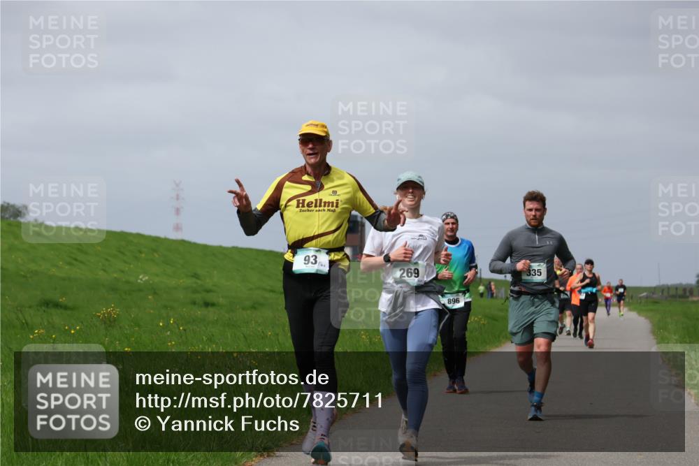 04.05.2025 - 8. Wedeler Halbmarathon Yannick Fuchs http://msf.ph/oto/7825711 04.05.2025 11:54:55 Laufen 93, 269, 4, 335, 896 meine-sportfotos.de