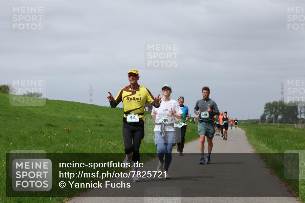 04.05.2025 - 8. Wedeler Halbmarathon Yannick Fuchs http://msf.ph/oto/7825721 04.05.2025 11:54:55 Laufen 93, 269, 896, 335 meine-sportfotos.de