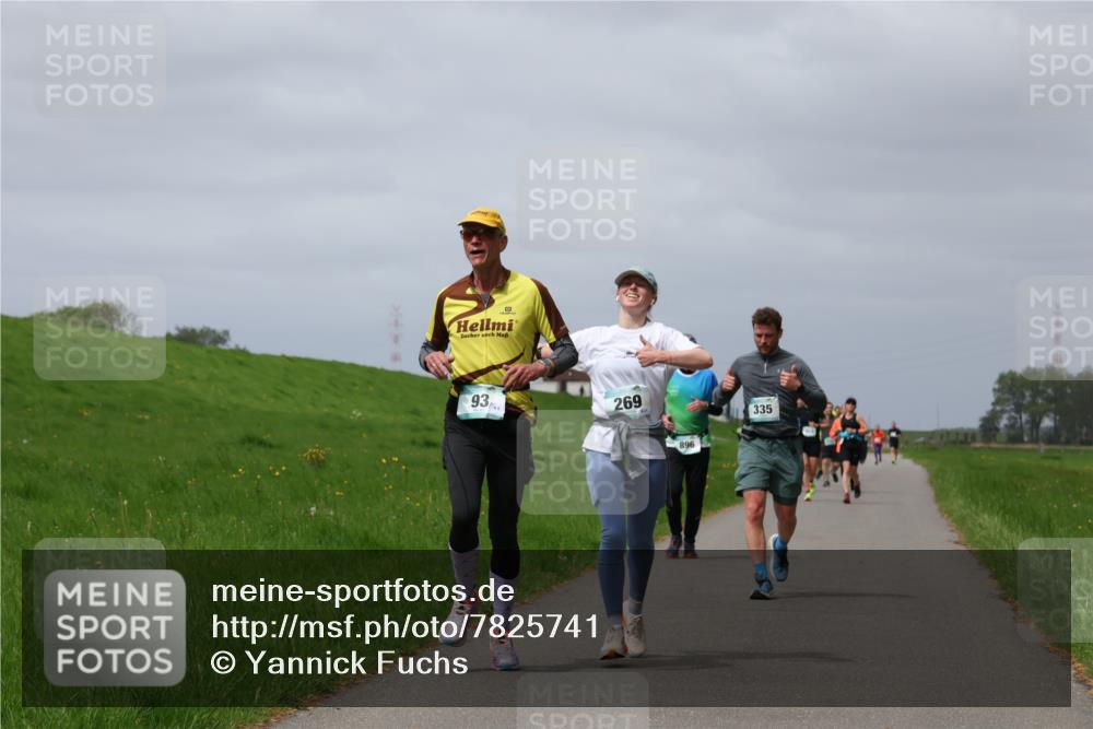 04.05.2025 - 8. Wedeler Halbmarathon Yannick Fuchs http://msf.ph/oto/7825741 04.05.2025 11:54:56 Laufen 93, 269, 896, 335 meine-sportfotos.de