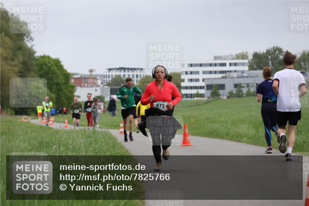 04.05.2025 - 8. Wedeler Halbmarathon Yannick Fuchs http://msf.ph/oto/7825766 04.05.2025 11:13:02 Laufen 473 meine-sportfotos.de