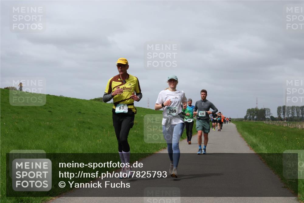 04.05.2025 - 8. Wedeler Halbmarathon Yannick Fuchs http://msf.ph/oto/7825793 04.05.2025 11:54:58 Laufen 93, 269, 335 meine-sportfotos.de