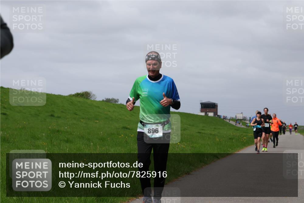 04.05.2025 - 8. Wedeler Halbmarathon Yannick Fuchs http://msf.ph/oto/7825916 04.05.2025 11:55:03 Laufen 896 meine-sportfotos.de