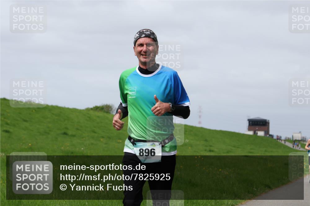 04.05.2025 - 8. Wedeler Halbmarathon Yannick Fuchs http://msf.ph/oto/7825925 04.05.2025 11:55:03 Laufen 896 meine-sportfotos.de