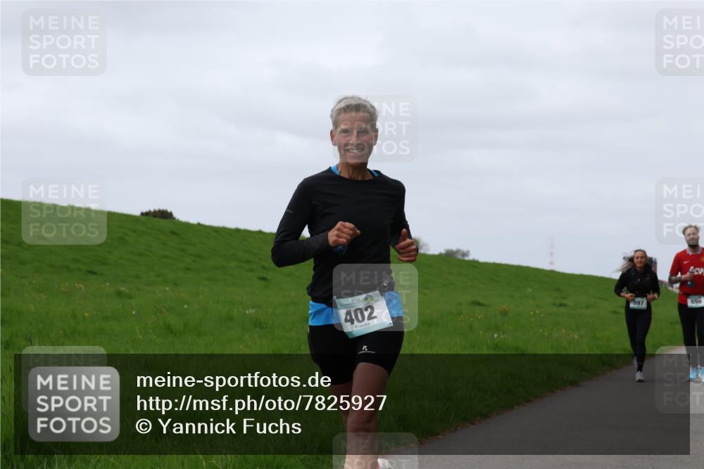 04.05.2025 - 8. Wedeler Halbmarathon Yannick Fuchs http://msf.ph/oto/7825927 04.05.2025 11:33:00 Laufen 402, 597, 598 meine-sportfotos.de