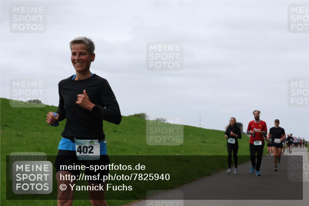04.05.2025 - 8. Wedeler Halbmarathon Yannick Fuchs http://msf.ph/oto/7825940 04.05.2025 11:33:00 Laufen 402, 597 meine-sportfotos.de