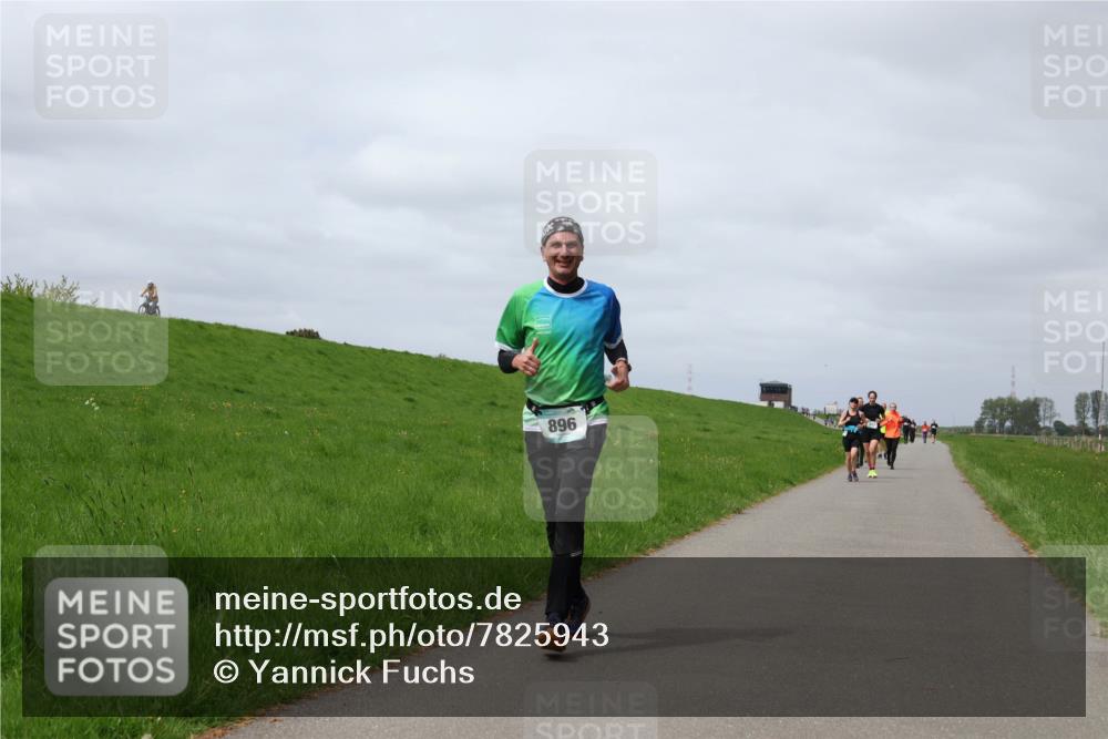 04.05.2025 - 8. Wedeler Halbmarathon Yannick Fuchs http://msf.ph/oto/7825943 04.05.2025 11:55:04 Laufen 896 meine-sportfotos.de