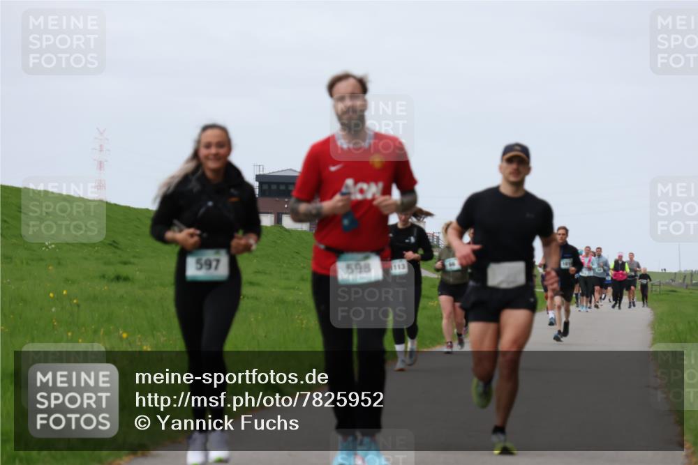 04.05.2025 - 8. Wedeler Halbmarathon Yannick Fuchs http://msf.ph/oto/7825952 04.05.2025 11:33:01 Laufen 597, 598, 113 meine-sportfotos.de
