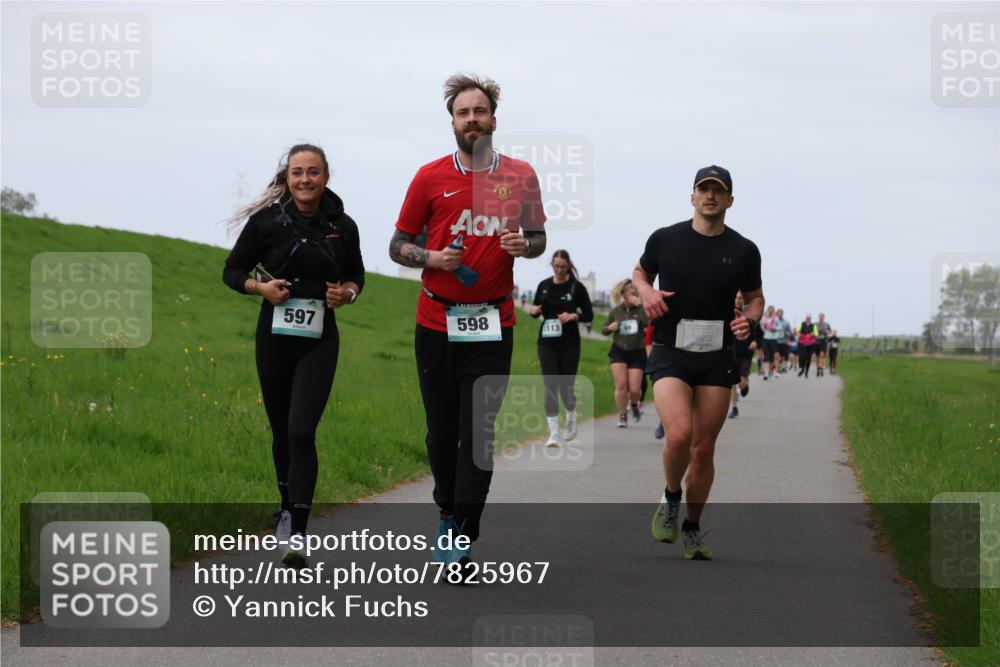 04.05.2025 - 8. Wedeler Halbmarathon Yannick Fuchs http://msf.ph/oto/7825967 04.05.2025 11:33:02 Laufen 597, 598, 1113 meine-sportfotos.de