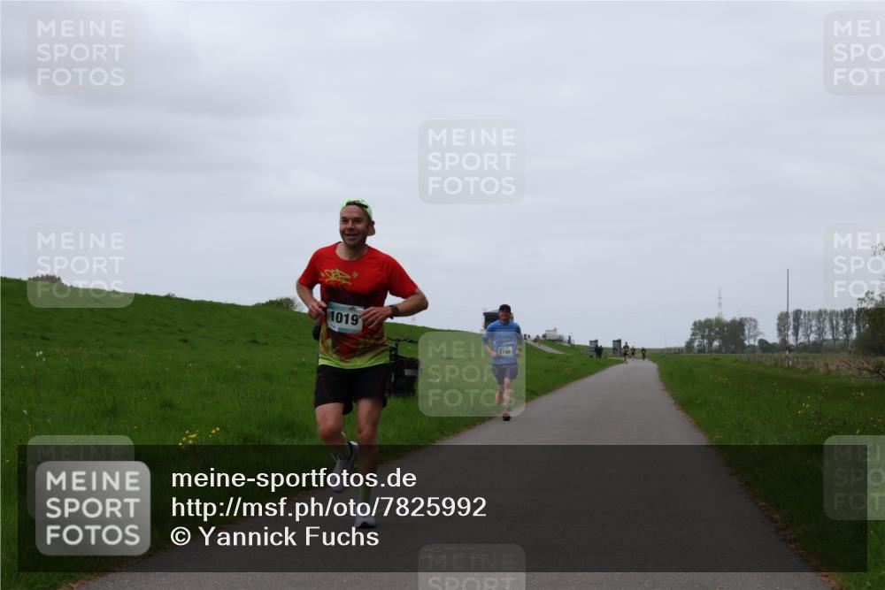 04.05.2025 - 8. Wedeler Halbmarathon Yannick Fuchs http://msf.ph/oto/7825992 04.05.2025 11:13:13 Laufen 1019, 1168 meine-sportfotos.de