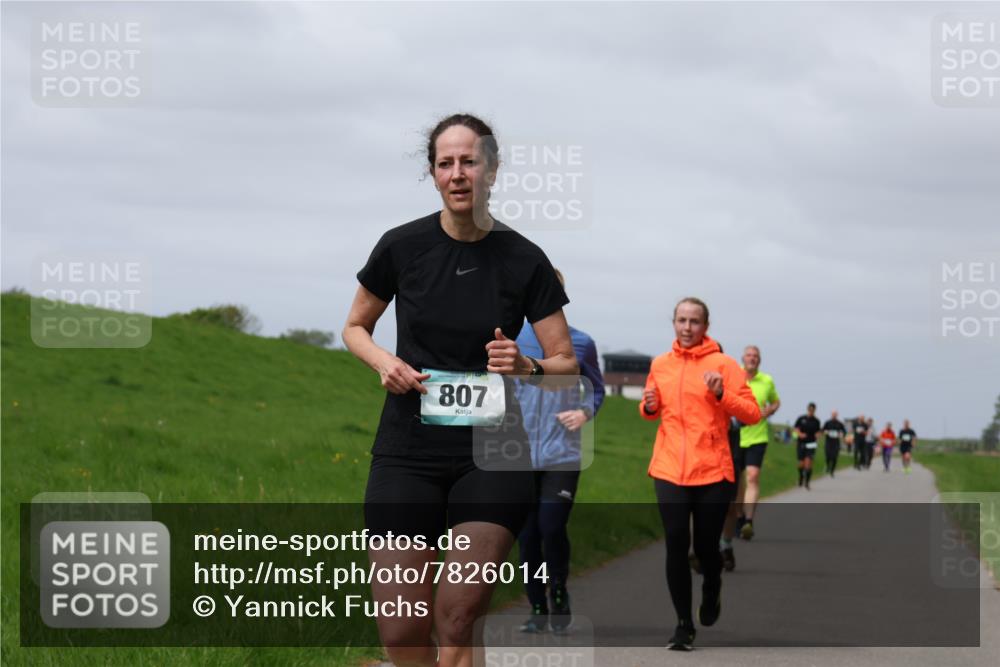 04.05.2025 - 8. Wedeler Halbmarathon Yannick Fuchs http://msf.ph/oto/7826014 04.05.2025 11:55:14 Laufen 807 meine-sportfotos.de