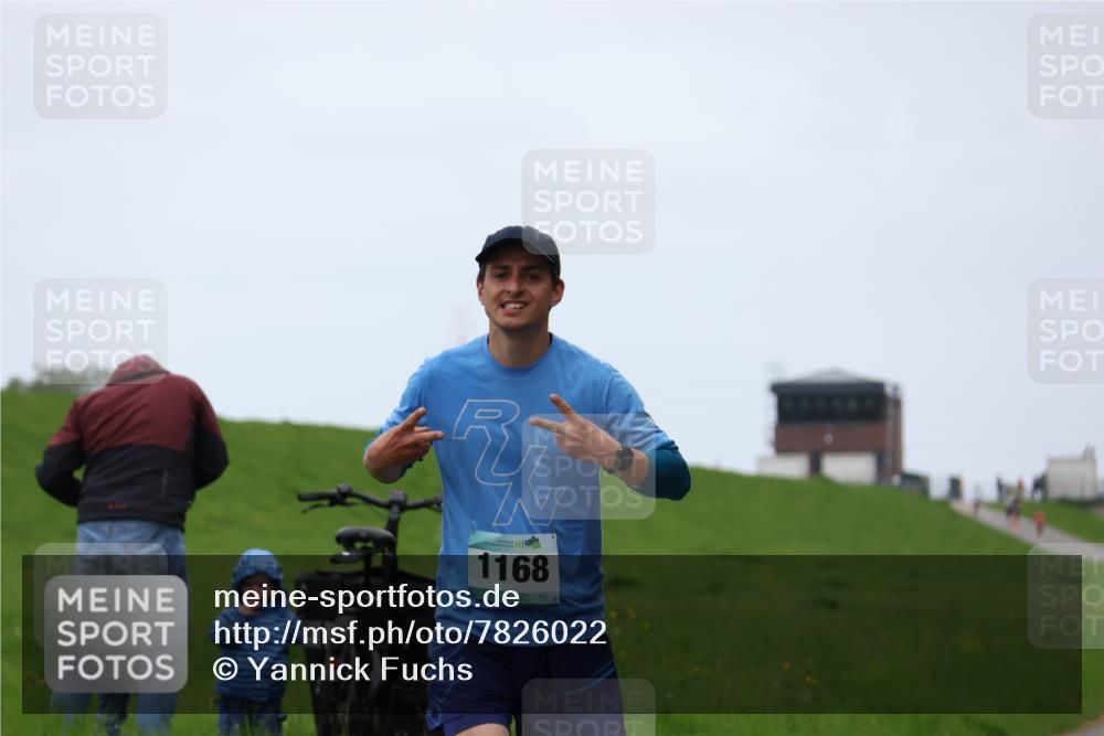 04.05.2025 - 8. Wedeler Halbmarathon Yannick Fuchs http://msf.ph/oto/7826022 04.05.2025 11:13:15 Laufen 1168 meine-sportfotos.de