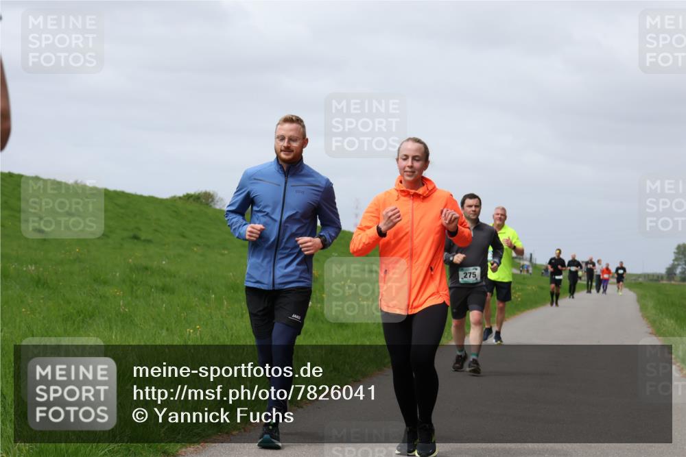 04.05.2025 - 8. Wedeler Halbmarathon Yannick Fuchs http://msf.ph/oto/7826041 04.05.2025 11:55:15 Laufen 275 meine-sportfotos.de