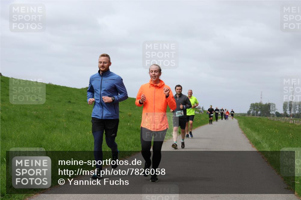 04.05.2025 - 8. Wedeler Halbmarathon Yannick Fuchs http://msf.ph/oto/7826058 04.05.2025 11:55:16 Laufen 275, 4 meine-sportfotos.de